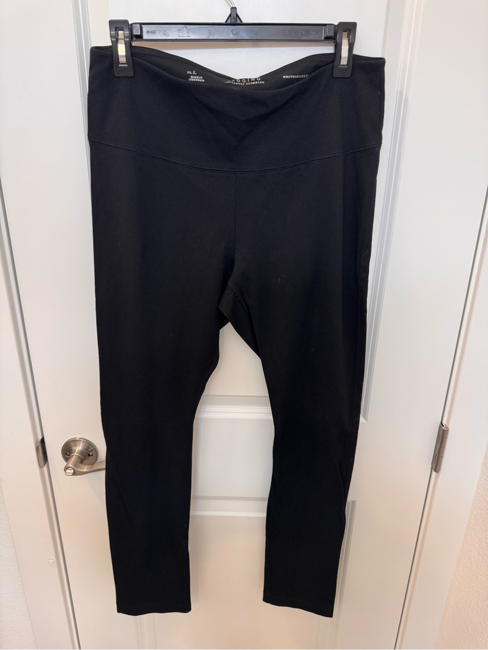White House Black Market Women's Black Stretch Leggings